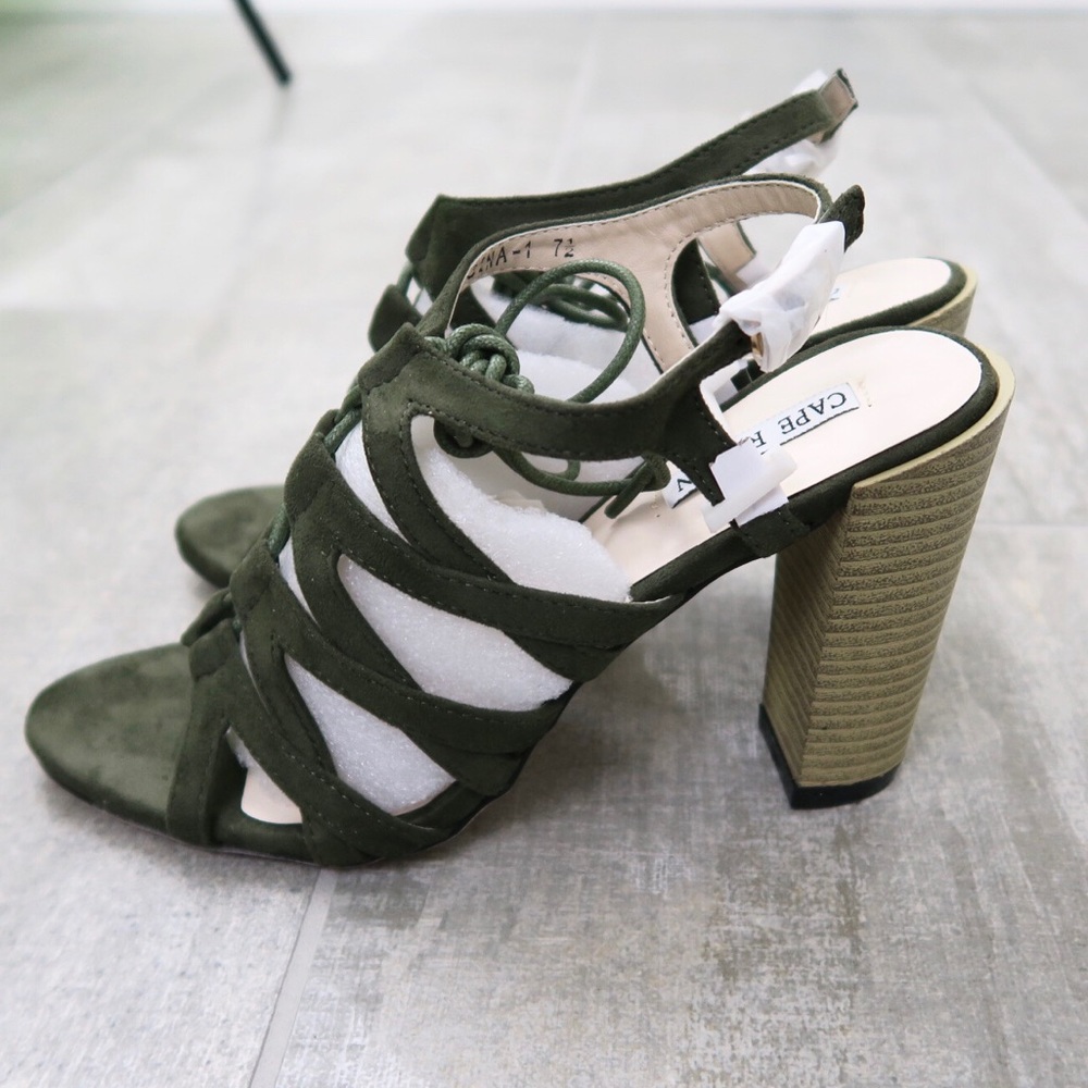 Olive lace up chunky heels